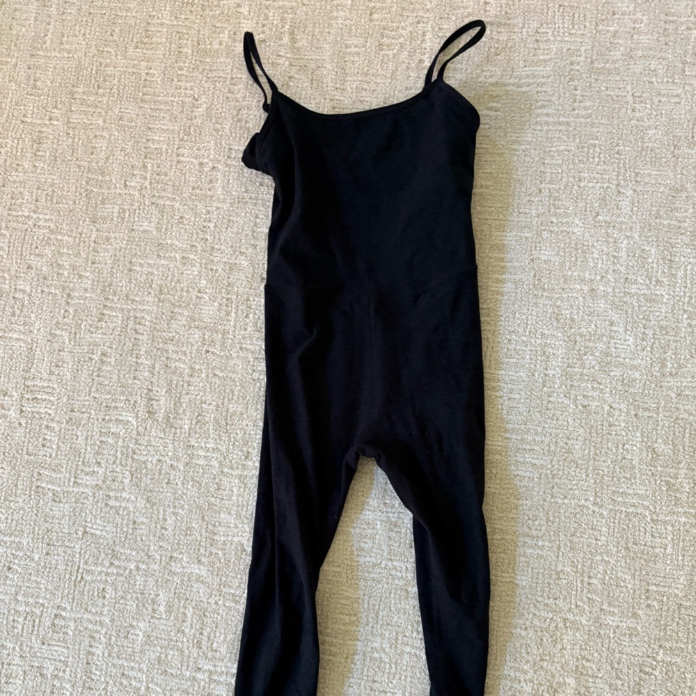 Beyond Yoga black/charcoal bodysuit